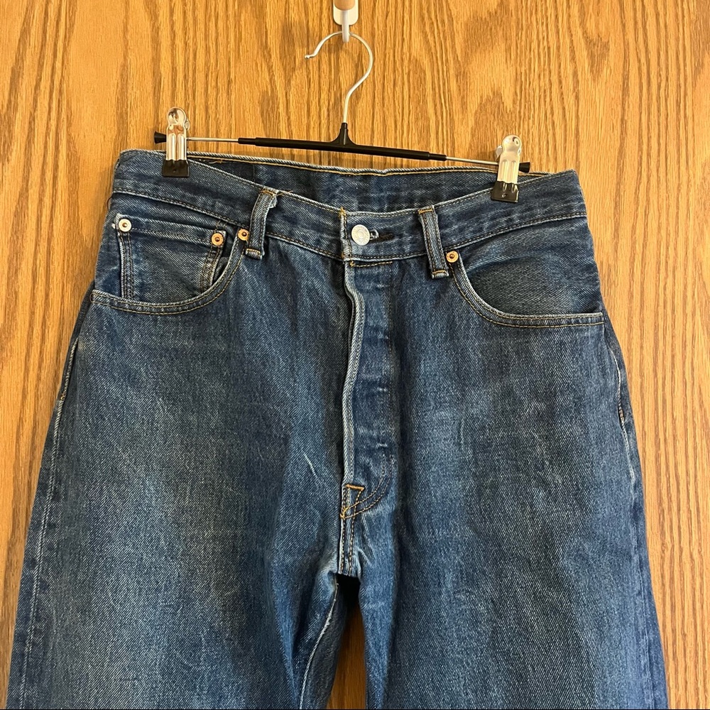Vintage Levi 550 dark wash jeans